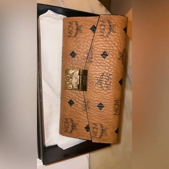 MCM TRACY WALLET ON CHAIN IN VISETOS - Picture 2 of 6